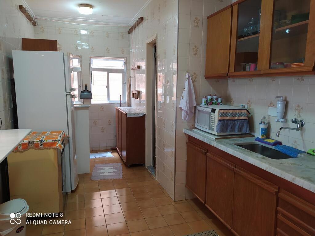 Aconchegante E Amplo Apartamento Familiar Pertinho Da Praia! グァルジャー エクステリア 写真